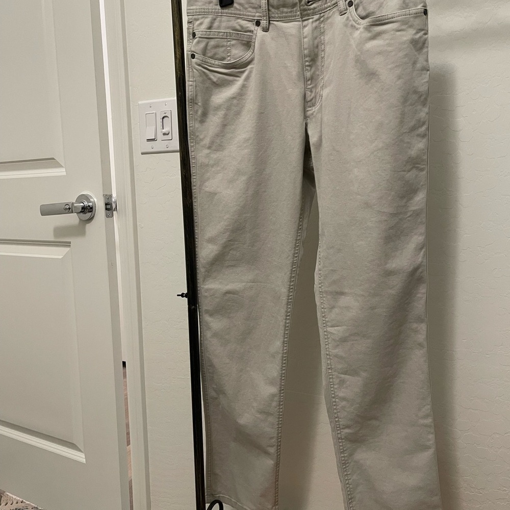 Rowm Men's Straight Jeans - Gray